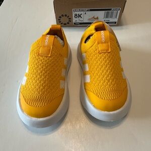 NIB Unisex Adidas Toddlers Bubble Comfy 1 Slip-on Sneakers Yellow Sizes 8 & 9 K